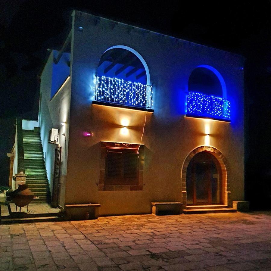 Bed and Breakfast La Dimora Dei Conti Collemeto Екстер'єр фото